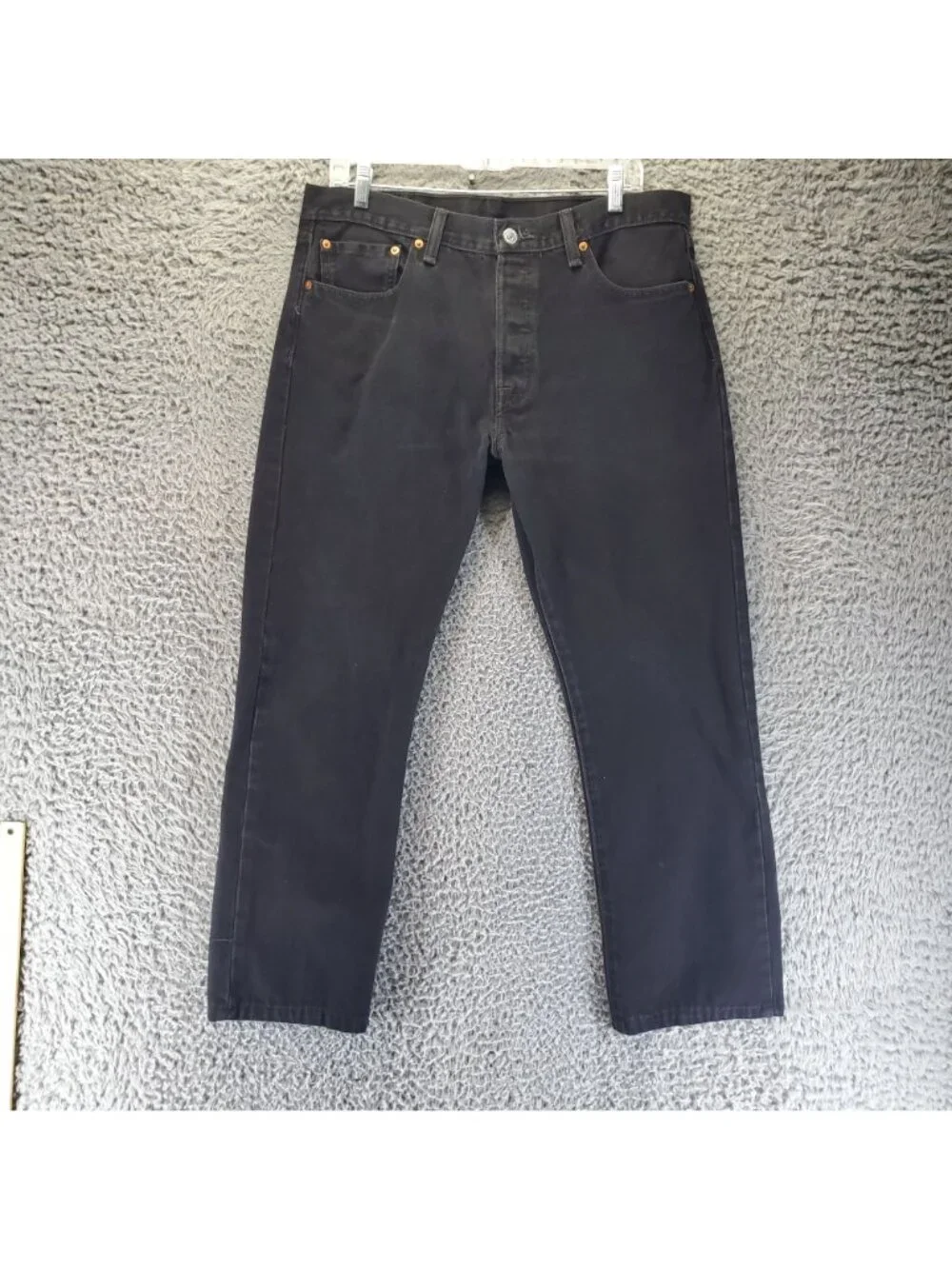 Levis Jeans Mens Size 34x34 Black 501 Original Fit Straight Button Fly Denim